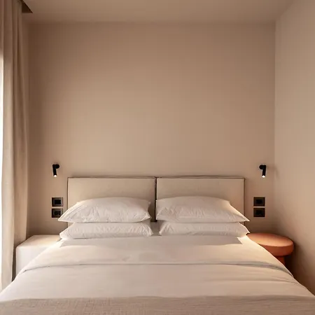 Alma Guest house *